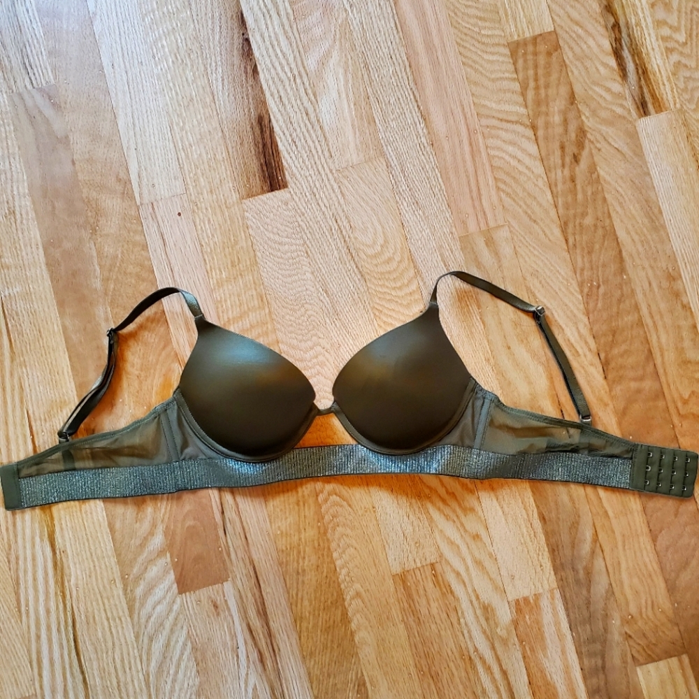 Victoria's secret bra
